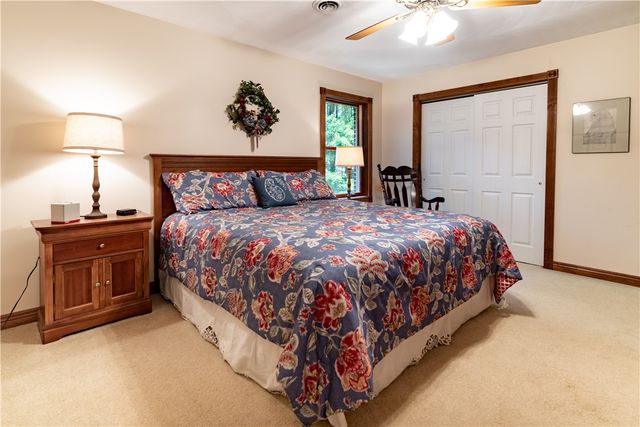 102 Patriot Lane, Franklin Twp, PA 16001