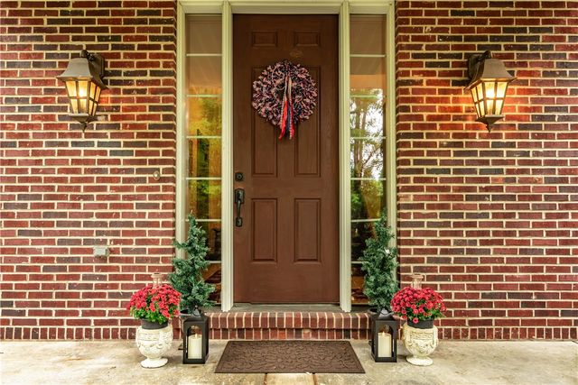 102 Patriot Lane, Franklin Twp, PA 16001