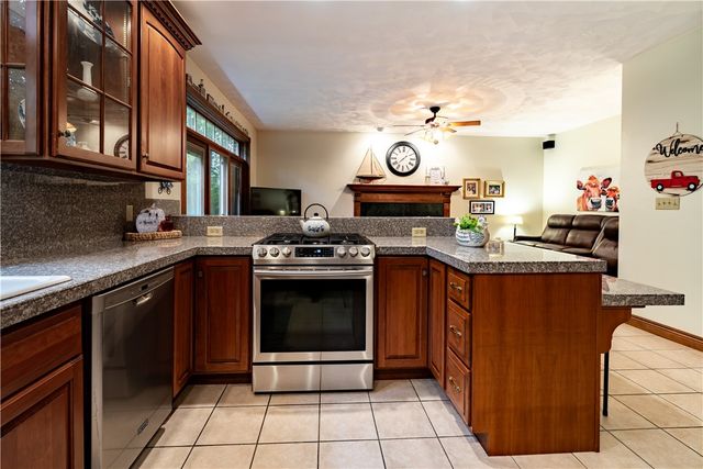 102 Patriot Lane, Franklin Twp, PA 16001