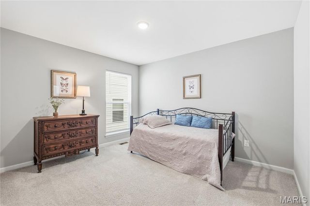 136 Liberty Valley Drive, Foristell, MO 63348