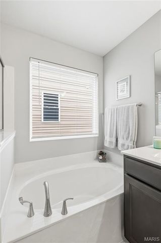 136 Liberty Valley Drive, Foristell, MO 63348