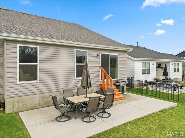 136 Liberty Valley Drive, Foristell, MO 63348