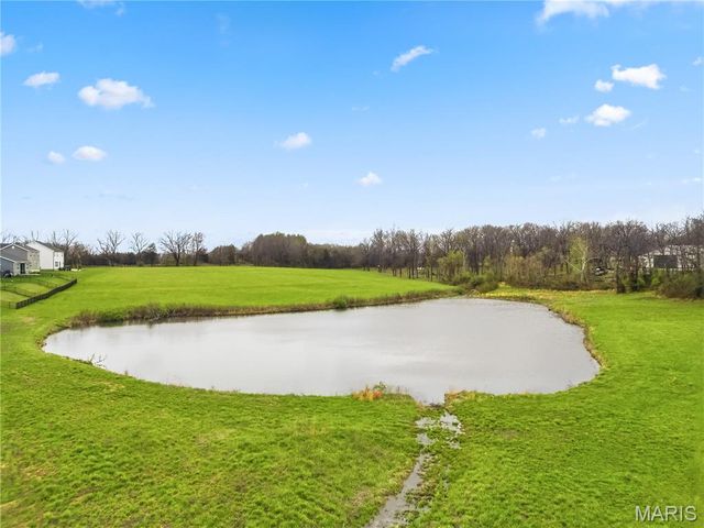136 Liberty Valley Drive, Foristell, MO 63348