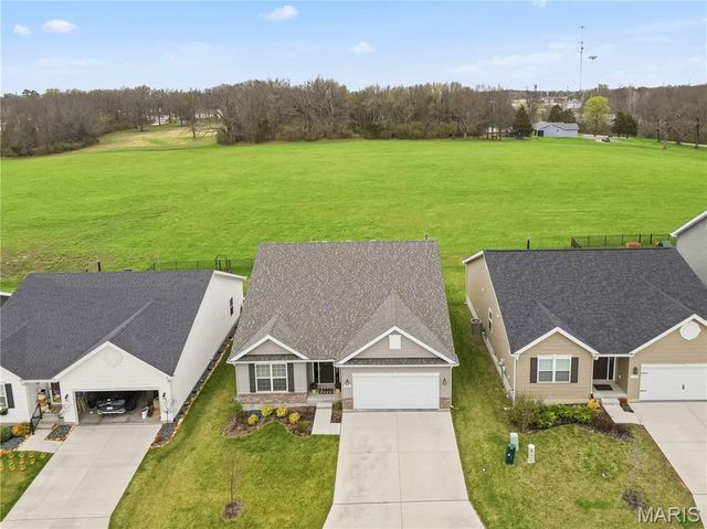 136 Liberty Valley Drive, Foristell, MO 63348