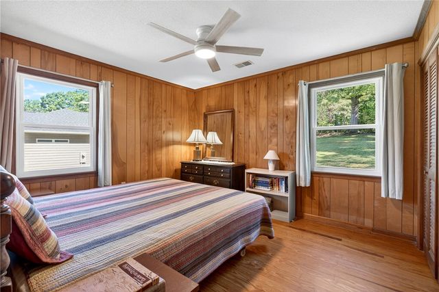 245 Perry Circle, Townville, SC 29689