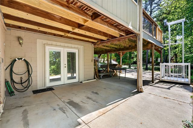 245 Perry Circle, Townville, SC 29689