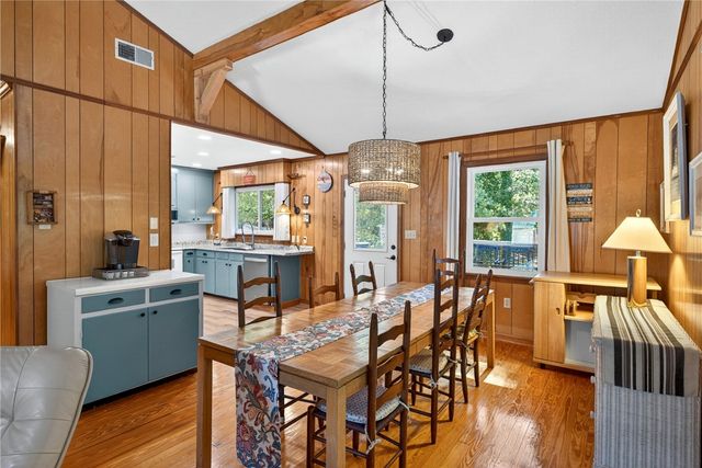 245 Perry Circle, Townville, SC 29689