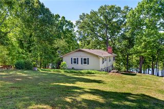 245 Perry Circle, Townville, SC 29689