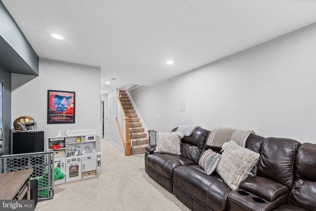 801 N MADEIRA ST, Baltimore, MD 21205