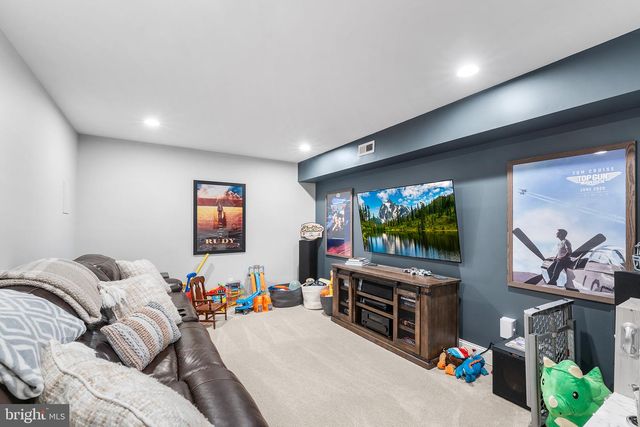 801 N MADEIRA ST, Baltimore, MD 21205