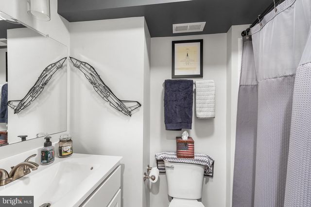 801 N MADEIRA ST, Baltimore, MD 21205