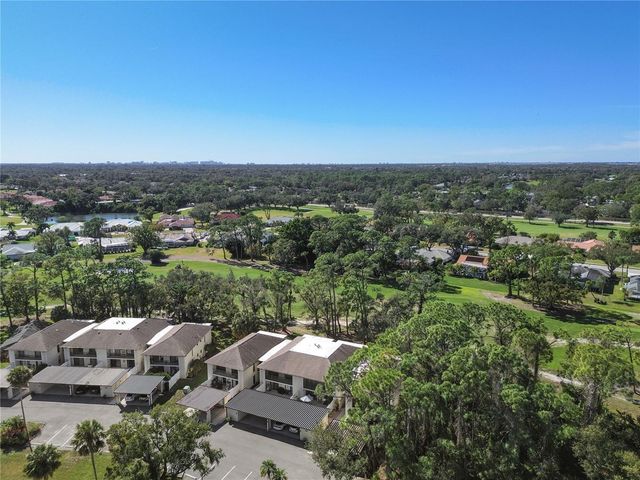 6110 COUNTRY CLUB WAY 204, Sarasota, FL 34243