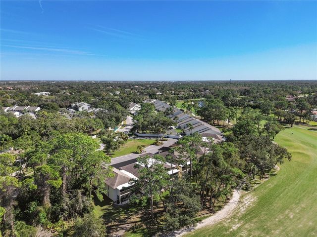 6110 COUNTRY CLUB WAY 204, Sarasota, FL 34243