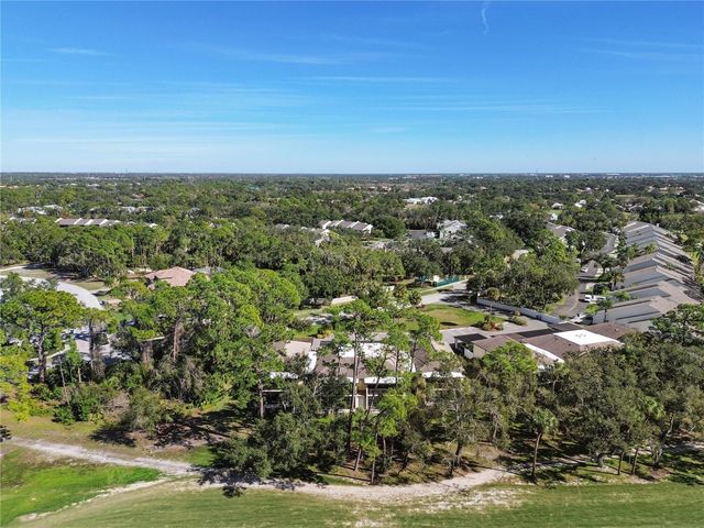 6110 COUNTRY CLUB WAY 204, Sarasota, FL 34243