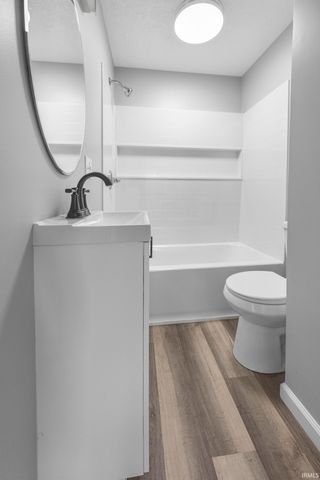 2916 Brosmer Street, Jasper, IN 47546