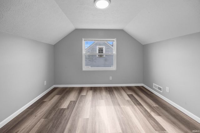 2916 Brosmer Street, Jasper, IN 47546