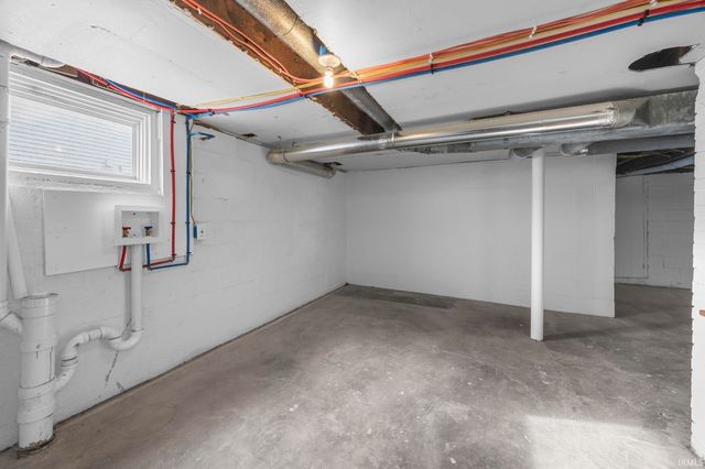 2916 Brosmer Street, Jasper, IN 47546