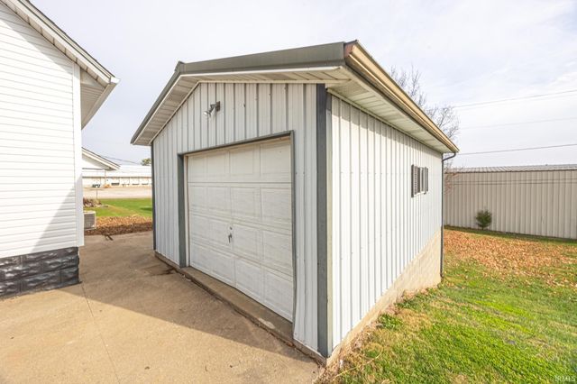 2916 Brosmer Street, Jasper, IN 47546