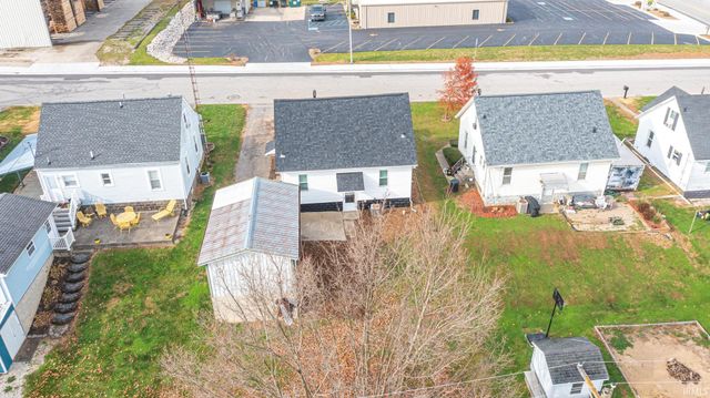 2916 Brosmer Street, Jasper, IN 47546