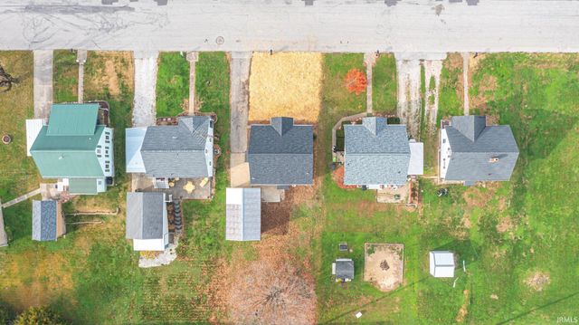 2916 Brosmer Street, Jasper, IN 47546