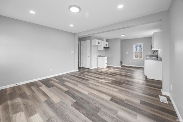 2916 Brosmer Street, Jasper, IN 47546