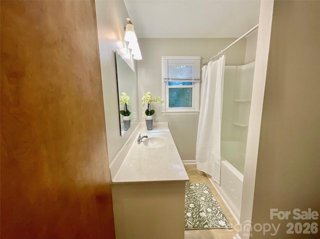 9500 Harvest Lane, Davidson, NC 28036