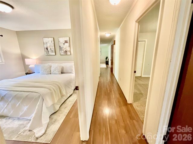 9500 Harvest Lane, Davidson, NC 28036