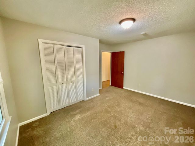 9500 Harvest Lane, Davidson, NC 28036