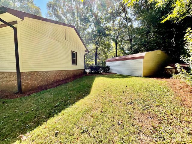 9500 Harvest Lane, Davidson, NC 28036