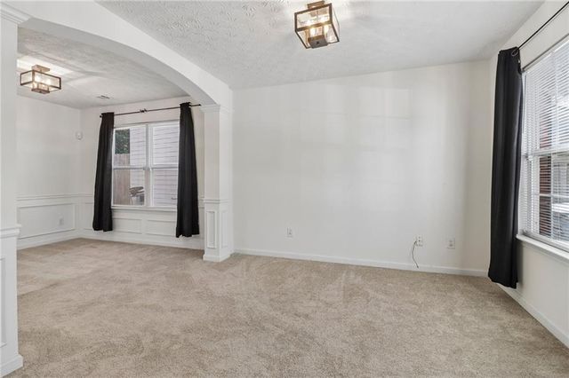 9425 Lakeview Road, Union City, GA 30291