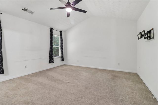 9425 Lakeview Road, Union City, GA 30291