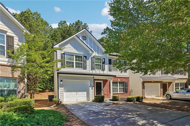 9425 Lakeview Road, Union City, GA 30291