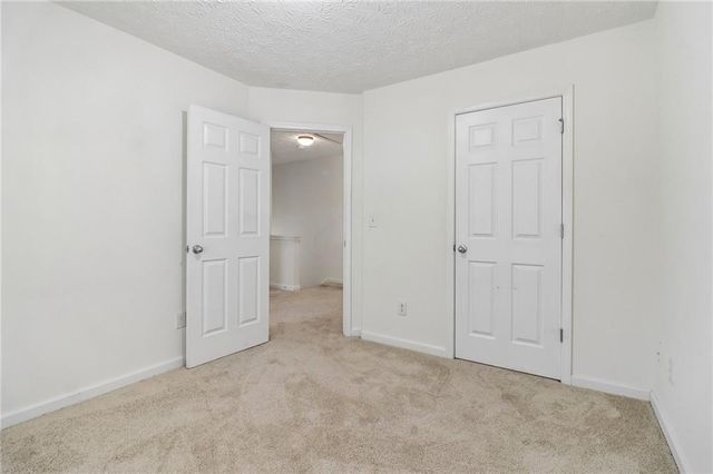 9425 Lakeview Road, Union City, GA 30291