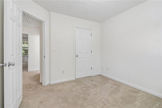 9425 Lakeview Road, Union City, GA 30291