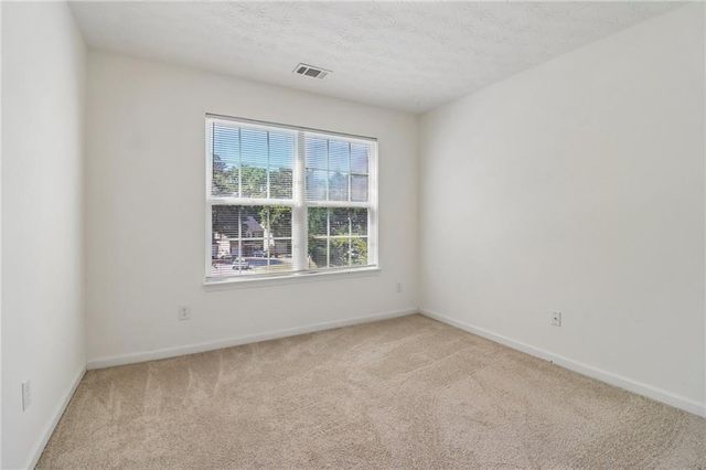 9425 Lakeview Road, Union City, GA 30291