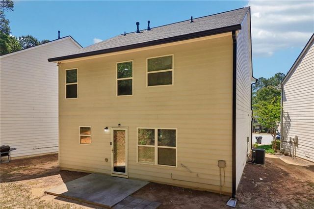 9425 Lakeview Road, Union City, GA 30291