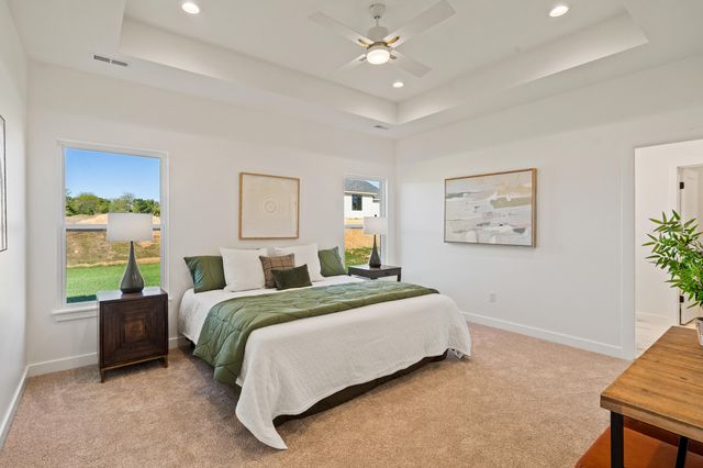 2805 EASLEY CABIN CIR, Columbia, MO 65201