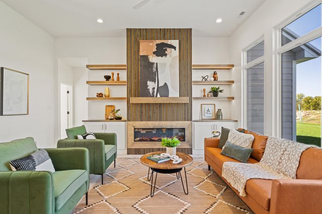 2805 EASLEY CABIN CIR, Columbia, MO 65201