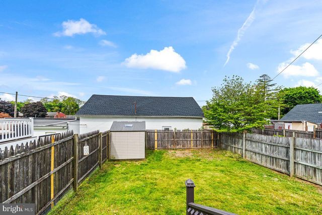 621 NOBLE ST, Lebanon, PA 17042
