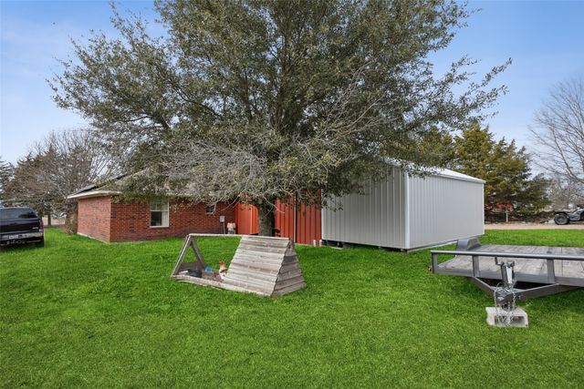 7879 N Cole Street, Nevada, TX 75173