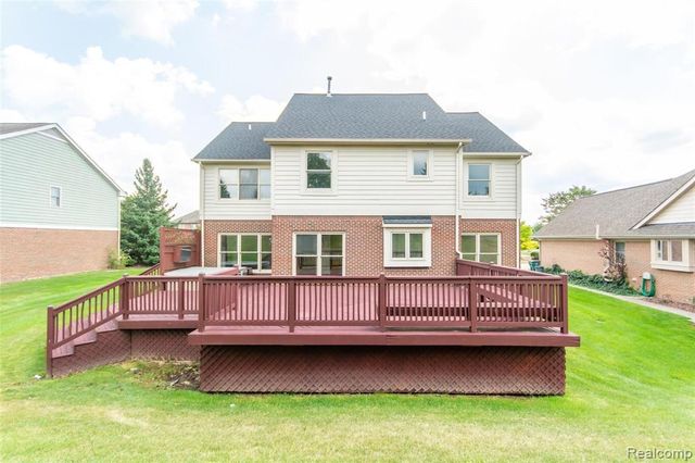 51334 W Hills Drive, Plymouth, MI 48170