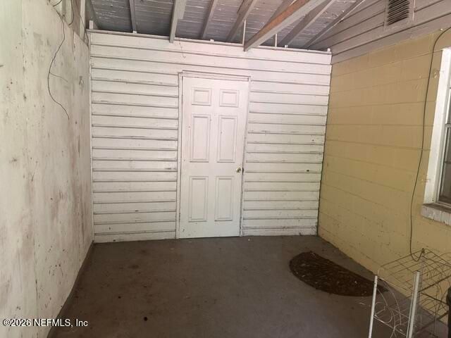 6335 DELACY Road, Jacksonville, FL 32244