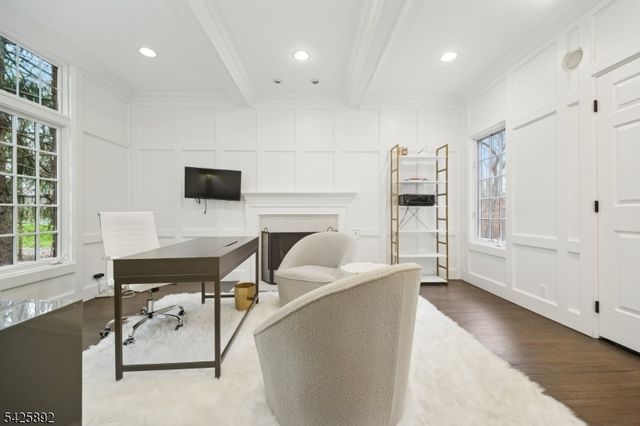 50 Sequoia Dr, Watchung Boro, NJ 07069