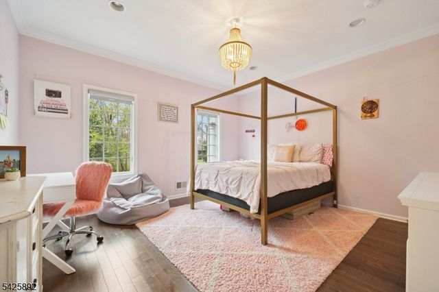 50 Sequoia Dr, Watchung Boro, NJ 07069