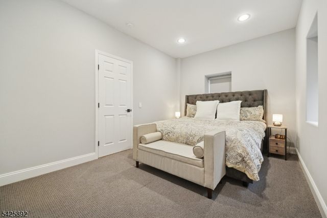 50 Sequoia Dr, Watchung Boro, NJ 07069