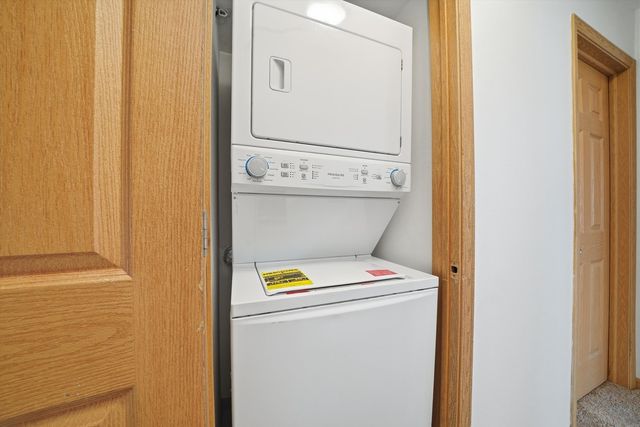 575 N Strack Street 302, Cortland, IL 60112