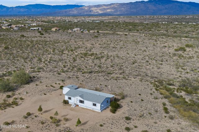 12529 S High Noon Trail, Vail, AZ 85641