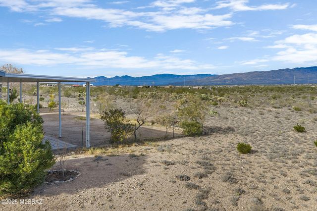 12529 S High Noon Trail, Vail, AZ 85641