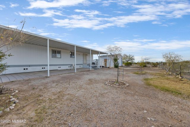 12529 S High Noon Trail, Vail, AZ 85641