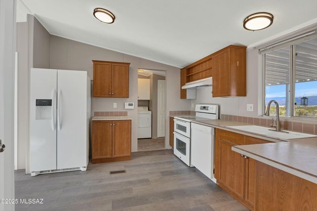 12529 S High Noon Trail, Vail, AZ 85641